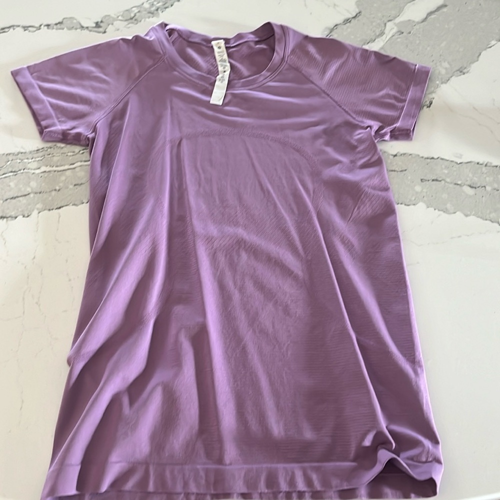 Lululemon swiftly tech shirt